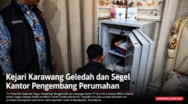 Kejari Karawang menggeledah dan menyegel kantor pengembang perumahan PT BAS di Bekasi terkait penyidikan dugaan korupsi kredit pemilikan rumah (KPR). Penyidik menyita puluhan dokumen penting dan memperluas pemeriksaan saksi dalam pengembangan perkara.