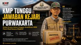 Ketua Komunitas Madani Purwakarta (KMP), Zaenal Abidin, menyatakan pihaknya masih menunggu jawaban resmi dari Kejaksaan Negeri Purwakarta terkait surat permohonan penjelasan dan pengawalan transparansi penanganan perkara dugaan gratifikasi dan TPPU yang menyeret nama mantan Bupati Purwakarta, Anne Ratna Mustika. 