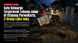 Satu keluarga mengalami kecelakaan tunggal setelah sepeda motor yang mereka tumpangi terperosok ke lubang jalan di Jalan Raya Desa Citalang, Kecamatan Purwakarta, Senin (1/6/2026).