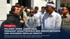 Pengamat mendesak Pemprov segera memberi kepastian soal kuota sekolah negeri, kerja sama sekolah swasta, dan anggaran pendidikan demi menjamin hak belajar seluruh siswa.