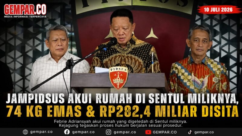 Jampidsus Febrie Adriansyah mengakui rumah di Sentul yang digeledah penyidik adalah miliknya. Dari lokasi tersebut, polisi menyita 74 kilogram emas batangan dan uang senilai sekitar Rp282,4 miliar.