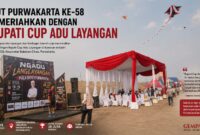 Semarak HUT Kabupaten Purwakarta ke-58 semakin terasa dengan digelarnya Bupati Cup Adu Layangan di kawasan industri JISC/MOS, Babakan Cikao.
