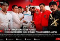 Hj. Tita Komala, S.Pd.I resmi mendaftarkan diri sebagai bakal calon Kepala Desa Kedungwaringin periode 2026–2034, Kamis (30/7/2026). 