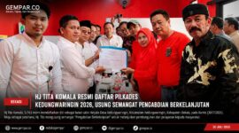 Hj. Tita Komala, S.Pd.I resmi mendaftarkan diri sebagai bakal calon Kepala Desa Kedungwaringin periode 2026–2034, Kamis (30/7/2026). 