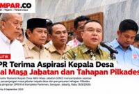 Caption:
Koordinator Nasional Kepala Desa AMJ menyampaikan aspirasi perpanjangan masa jabatan kepala desa kepada Wakil Ketua DPR RI Sufmi Dasco Ahmad di Senayan, Jakarta.