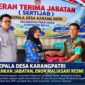Serah terima jabatan Kepala Desa Karangpatri, Kecamatan Pebayuran, Kabupaten Bekasi, dari Karsidi kepada Enon Maliasari sebagai Pj Kepala Desa berlangsung khidmat.
